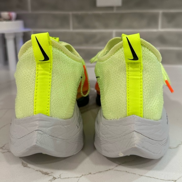 Nike Air Zoom Alphafly Next% Fast Pack. Women’s size 8.5 M. Color Neon Green. - Picture 5 of 14
